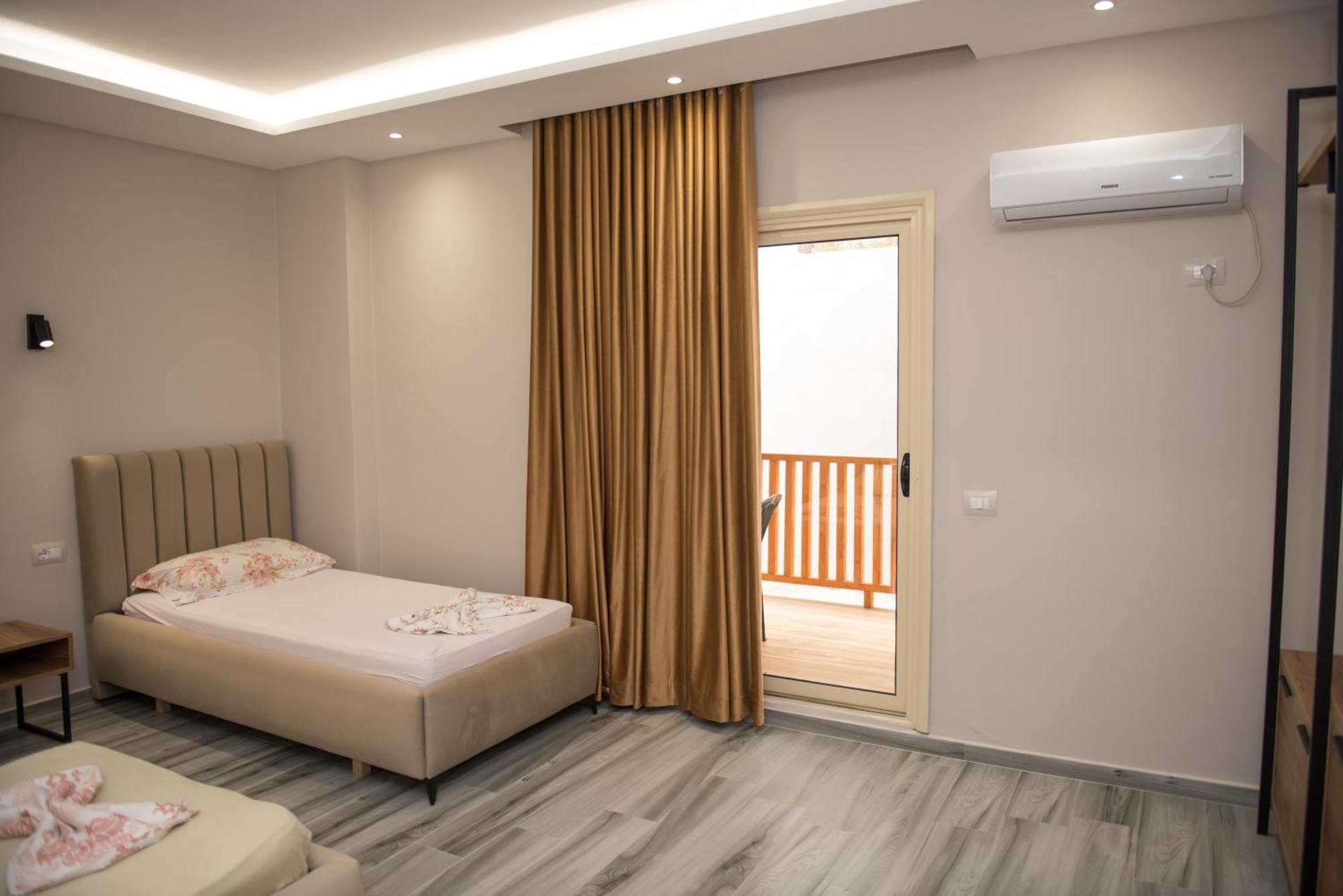 New Donantelo Hotel Vlorë Exteriér fotografie